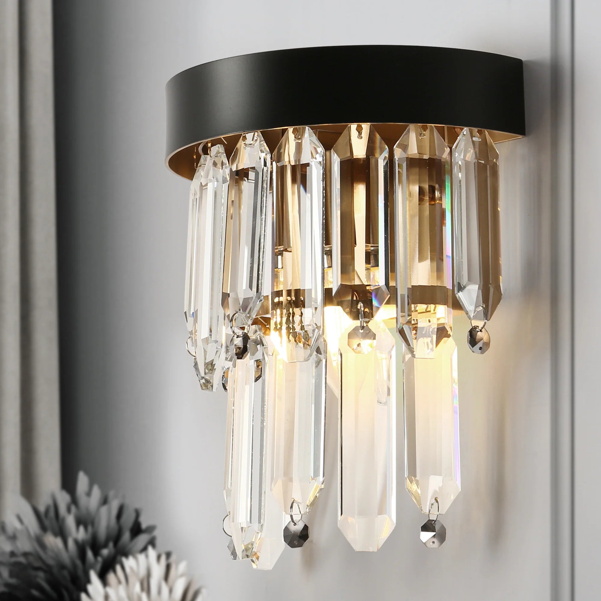Phesonlaxy 1-Light Glam Black and Brass Crystal Wall Sconce